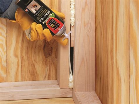 You can use putty, wood filler, caulk, or even long pieces of string or rope stained to match. GREAT STUFF Big Gap Filler 12 oz Insulating Foam Sealant: Amazon.ca: Tools & Home Improvement