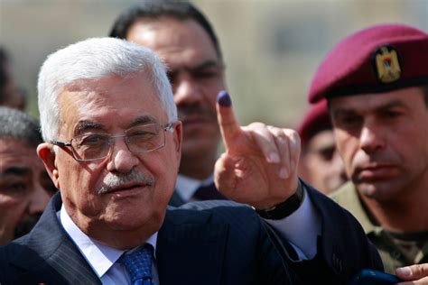 Abbas Orders Palestinian Public Freedoms Boosted Before Vote Mahmoud
