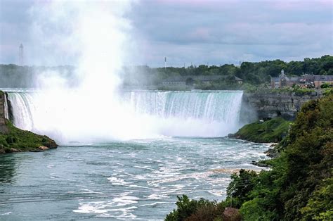 Niagara Falls Walking Tour And Journey Behind The Falls Vox City
