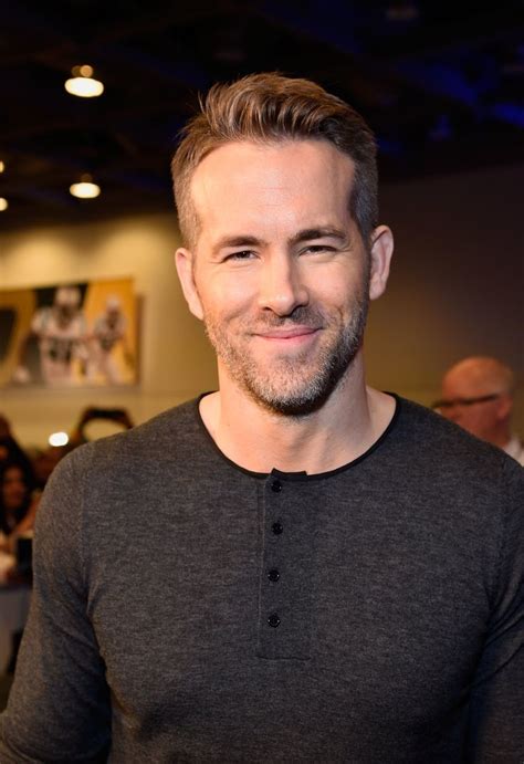 Maximum effort is small and lean, with no red tape to cut through and no bureaucracy to get through. 5 Rockin' Ryan Reynolds Beard Styles - HairstyleCamp