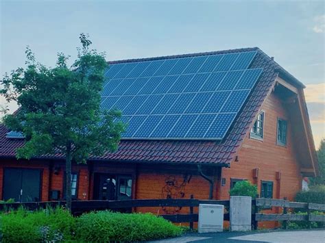 Die bezeichnung „energiesparhaus steht als oberbegriff für jede art von häusern, die energie sparen. Ein Holzhaus als Energiesparhaus bauen: alle Tipps › Blockhaus