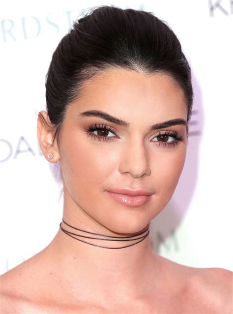 Kendall jenner no makeup pictures jennerr in 2019 kendall jenner. Kendall Jenner and Reign Disick Cuddle on Instagram ...