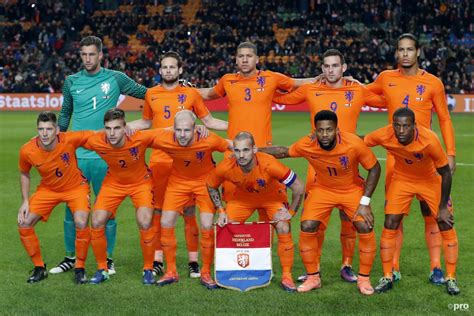 Alles binnenland hoogste klasse binnenland overig europees grote competities oranje overig. De vermoedelijke opstelling voor Luxemburg - Nederland ...