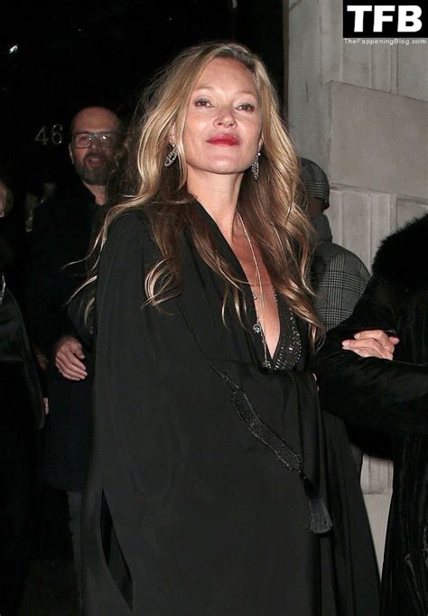 Kate Moss Shows Her Nude Breasts In London New