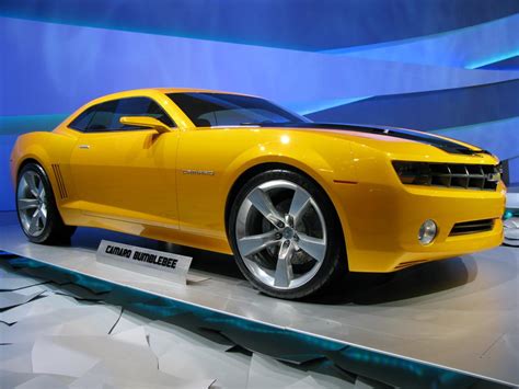 Black dog isn't a movie you watch for any sort of plot. Special Edition Chevrolet Camaro BumbleBee Movie Car | Top ...
