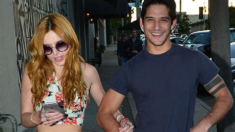 Bella Thorne Tyler Posey At Teen Choice Awards Stylecaster