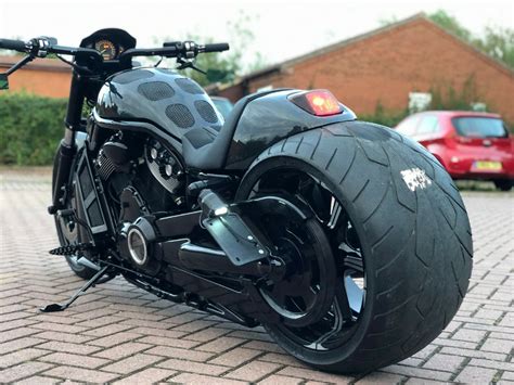 Harley Davidson V Rod Muscle Bobber