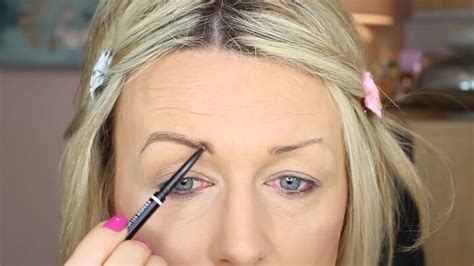 How To Fix Over Plucked Eyebrows The Ultimate Routine For Thin Brows Upstyle