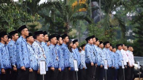 Menyelenggarakan urusan pemerintahan bidang pariwisata yang menjadi kewenangan daerah provinsi dan tugas pembantuan yang ditugaskan kepada daerah provinsi, yang terdiri dari bidang pemasaran pariwisata, pengembangan geosite yang tertata di provinsi ntb. Berapa Gaji Dinas Pariwisata / Pengembangan dan ...
