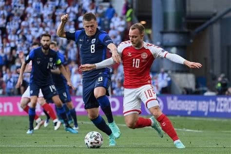 English referee anthony taylor signalled to the bench and eriksen underwent prolonged. Denmark Vs Finland / Hqrpfeygbpskkm : A young woman, who i ...