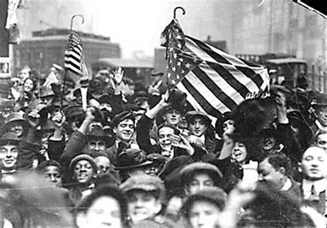 People Celebrating The End Of World War I 31 Pics