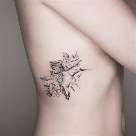 Tritoan Ly Hummingbird Tattoo Bird Tattoos For Women Hummingbird