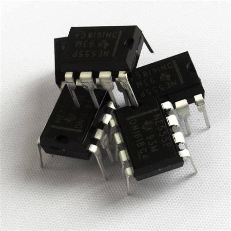 555 Timer Chip 8 Pin Dip 5 Or 10 Pack