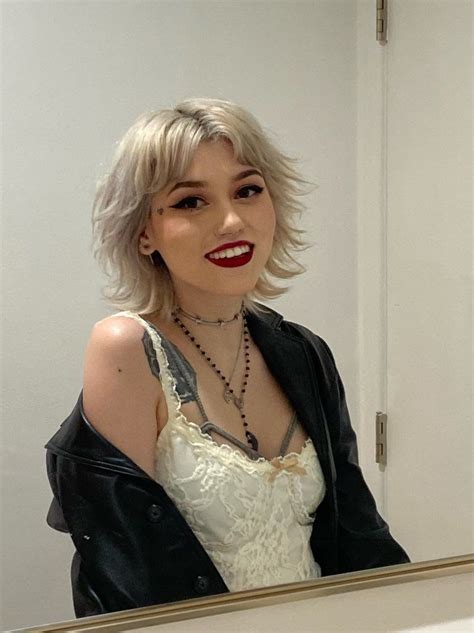 Kailee Morgue On Twitter Hair Inspo Color Short Hair Haircuts Hair Inspiration