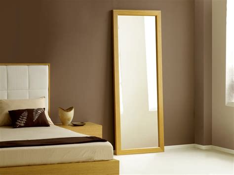 Why Mirror Facing The Bed Is Bad Feng Shui