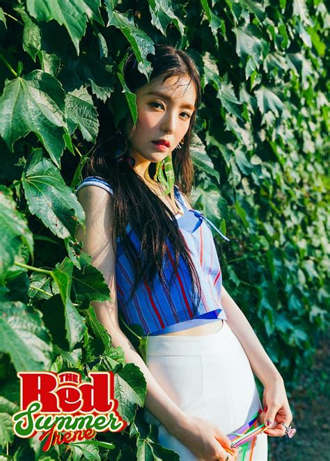 [ please reblog and / or like if you use them and feel free to request more. Red Velvet - The Red Summer 2017 • CelebMafia
