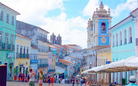 Salvador De Bahía La Histórica Capital Brasileña De La Alegría