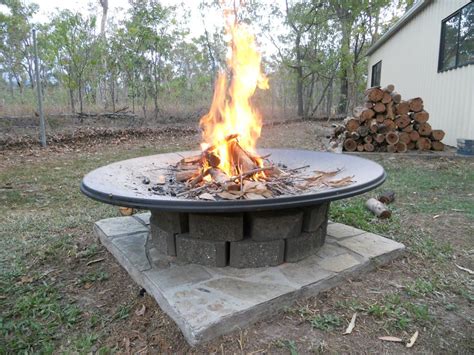 Diameters of 45, 60, 80, 100, 110 and 120 cm. Old satellite dish upcycled as an 'Aus-Star' firepit ...