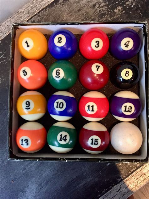 Vintage Pool Billiard Balls Numbered Set Of 16 Solid Colours Stripes