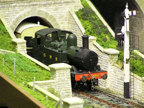 British Model Train And Railway Layouts Photographs In Ooho Gauge Steam