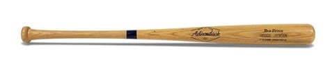 Over his postseason career, reggie jackson hit for a.278 average with 18 home runs, 48 rbis and 41 runs, making him one of the most productive players in playoff history. Circa 1975 Reggie Jackson Game Used Bat
