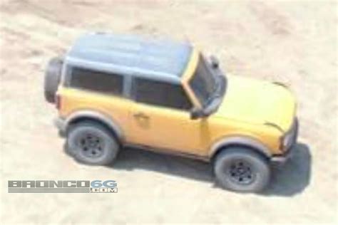 Spied Production Spec Ford Bronco And Bronco Sport Carbuzz
