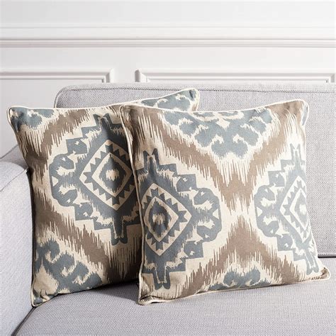 Safavieh Pillow Collection 18 Inch Damask Pillow Beige And Blue Set Of 2
