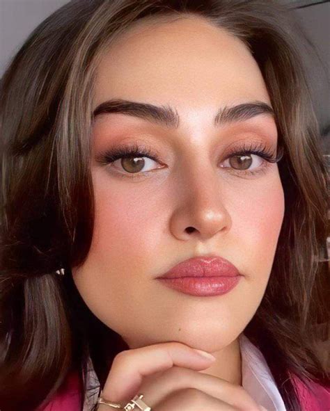 Pin By Melisa Malbaro On Esra Bilgic In 2022 Actress Without Makeup