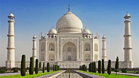 The White Marble Taj Mahal Backiee
