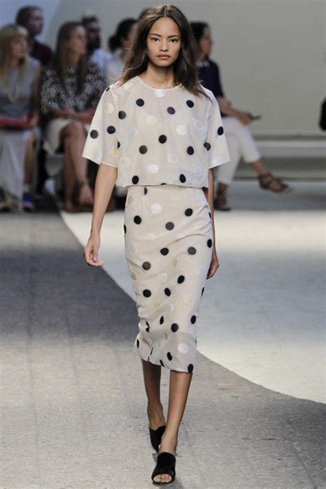 Dots Fashion Daily Fashion Spring Fashion Fashion Show Fashion Design Fashion Trends