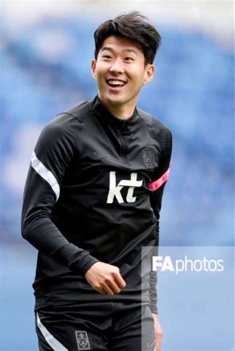 Heung Min Son💕 Futebol Atleta