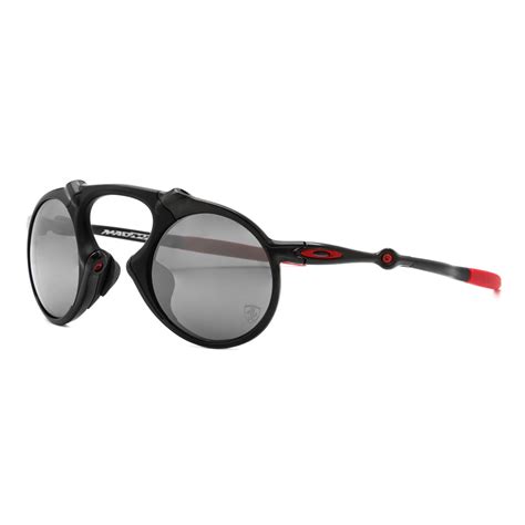 The scuderia ferrari carbon blade is the first product to come from the alliance. Oakley Madman Scuderia Ferrari Collection Polarized Sunglasses - Dark Carbon Frame/Black Iridium ...