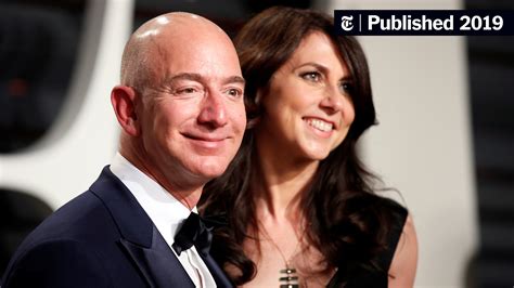 Jeff Bezos Amazon Ceo And Mackenzie Bezos Finalize Divorce Details