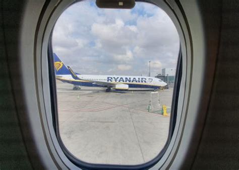 Vliegverbod detailed word origin explanation. Spanje verlengt vliegverbod naar verenigd koninkrijk tot 2 ...