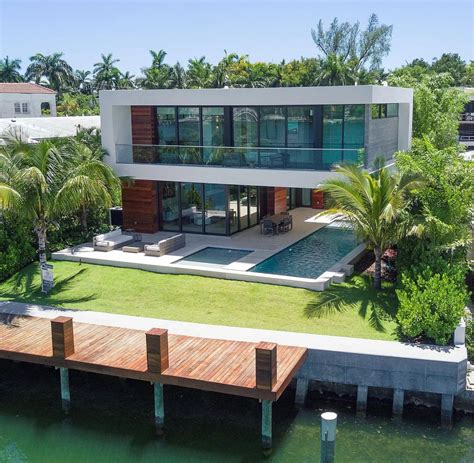 Tropical Modern Waterfront Home In Miami Beach On Market For 109 M