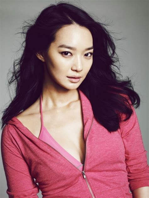 » shin min ah » profile, biography, awards, picture and other info of all korean actors and (if you have any shin min ah pics want to share with other fans, please write down the link of the photo. Shin Min Ah Poses for GIORDANO PHOTOS : Photos : KDramaStars