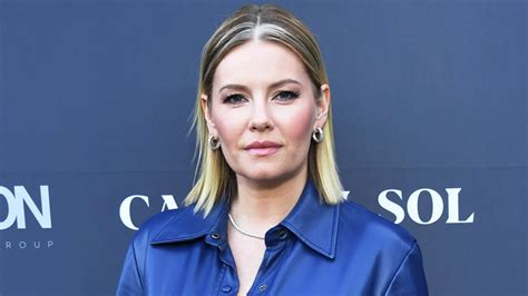 Elisha Cuthbert Recalls Pressure To Pose For Mens Magazines There