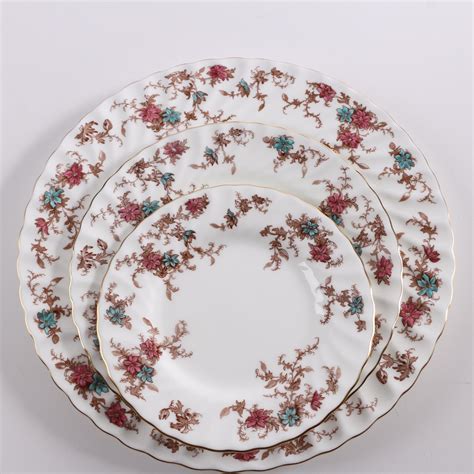 Minton Ancestral Bone China Dinnerware Set For Twelve Ebth