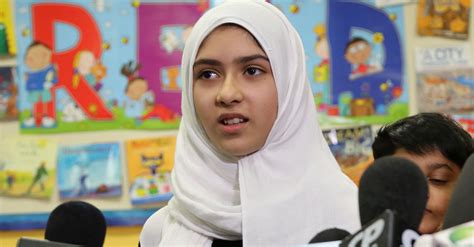 11 Year Old Canadian Girl Says Attacker Cut Her Hijab With Scissors Huffpost