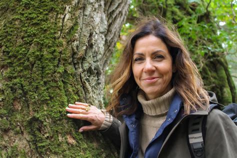 Countryfile S Julia Bradbury Diagnosed With Breast Cancer Aged 51