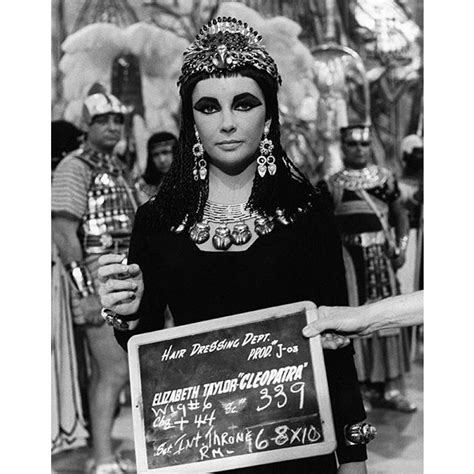 1963 Elizabeth Taylor As Cleopatra Hair And Costume Test 20x24 Canvas Chairish