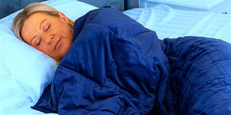 How to wash a weighted blanket: complete care guide