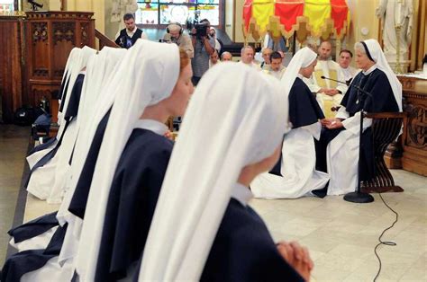 Ten Nuns Join Sisters Of Life Community In Stamford