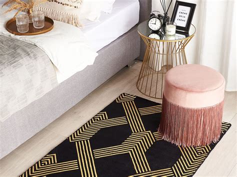 Bei bedarf mit seifenwasser abwaschbar; Teppich schwarz / gold 80 x 150 cm geometrisches Muster ...