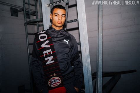 Discuss everything about one of the best teams dutch football. PSV Eindhoven gibt Puma-Ausrüstervertrag bekannt - Nur ...