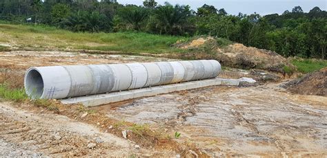 T15fc0022h wh precast sdn bhd (singapore branch) (the business) is a foreign company registered in singapore, incorporated on 16 february 2015 (monday) in singapore. Precast Concrete Vertical Cast Pipe Culvert - Cinle Group ...