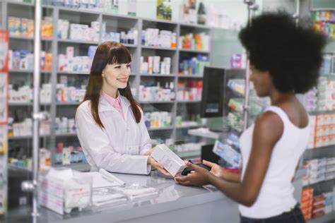 Top 5 Certification Programs to Advance Your Pharmacy Technician Career