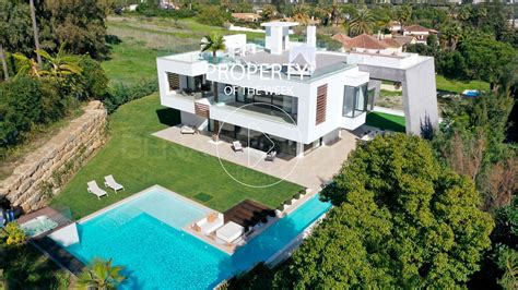 Property Of The Week Ultra Modern Villa In Las Brisas Benarroch Real