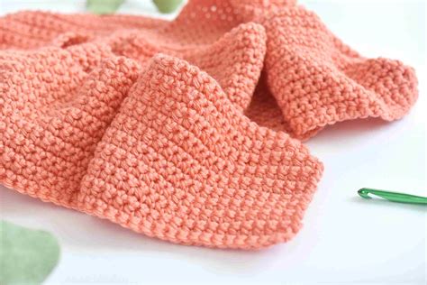 how to crochet a scarf for beginners