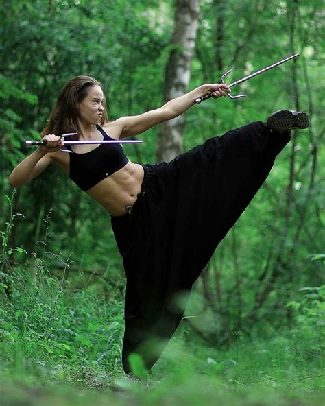 Pin By Ксюша Блинова On Kung Fu Female Martial Artists Martial Arts